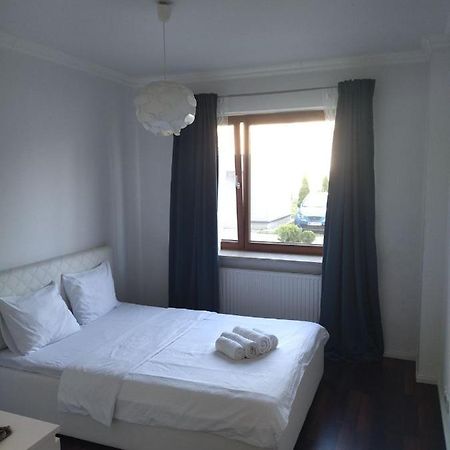 House4You Apartament Sakura Airport Chopin Варшава Екстер'єр фото