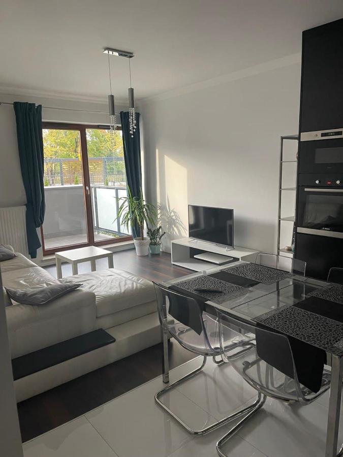 House4You Apartament Sakura Airport Chopin Варшава Екстер'єр фото